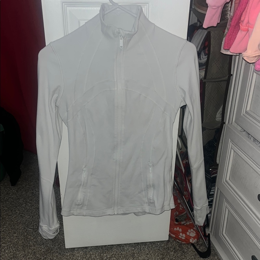 Women's White Lululemon define jacket! size 4!